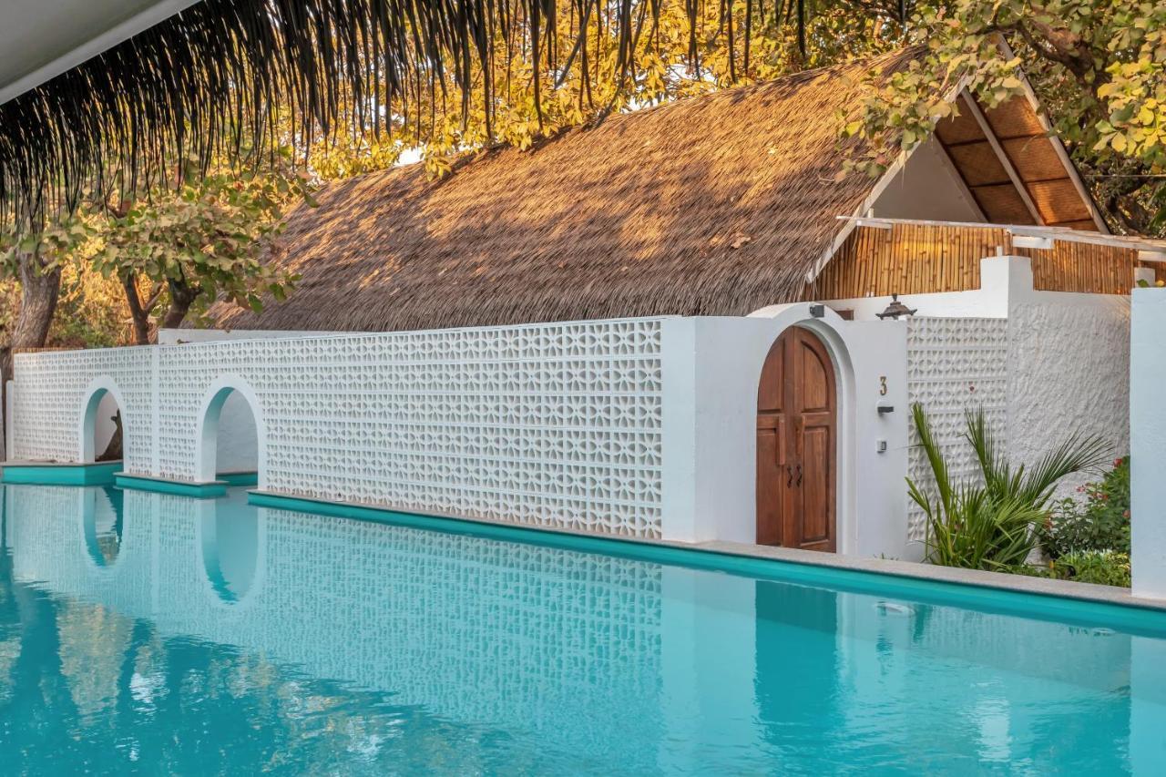 Отель Oia Goa - Private Pool Вагатор Экстерьер фото