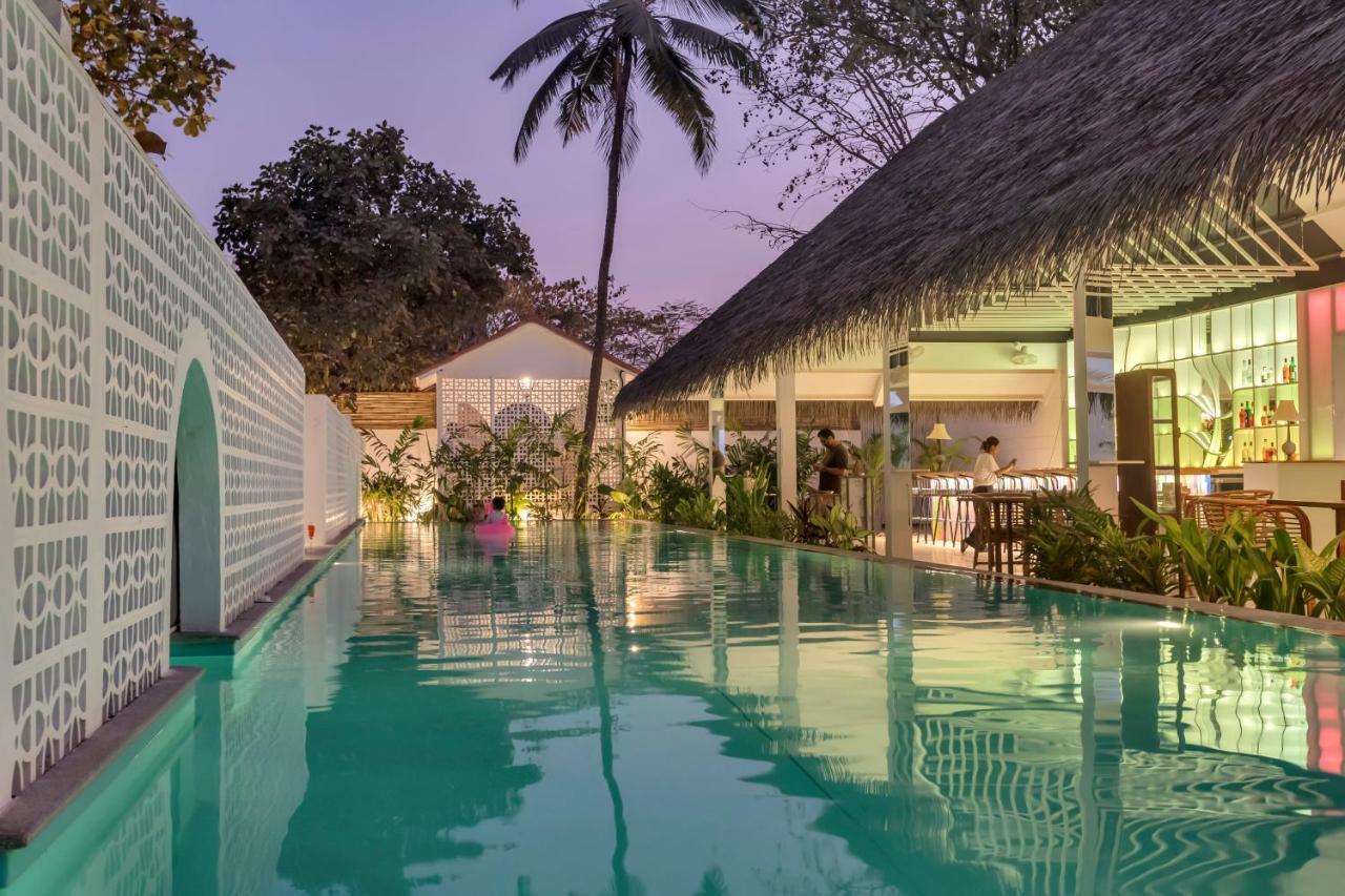 Отель Oia Goa - Private Pool Вагатор Экстерьер фото